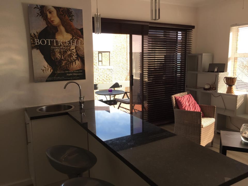 Balcony/Terrace, Living room