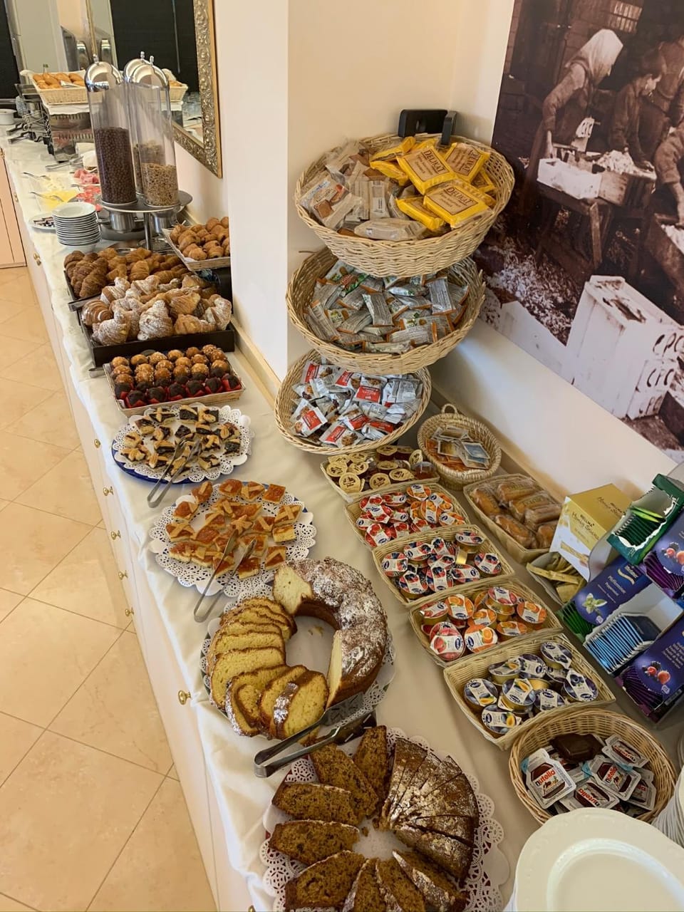 Buffet breakfast