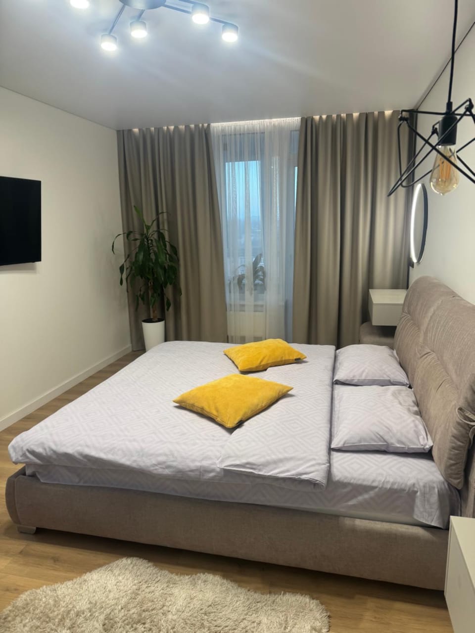 ВІП квартира в новобудові в центрі міста Apartment in Ukraine