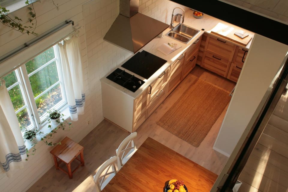 Kitchen or kitchenette
