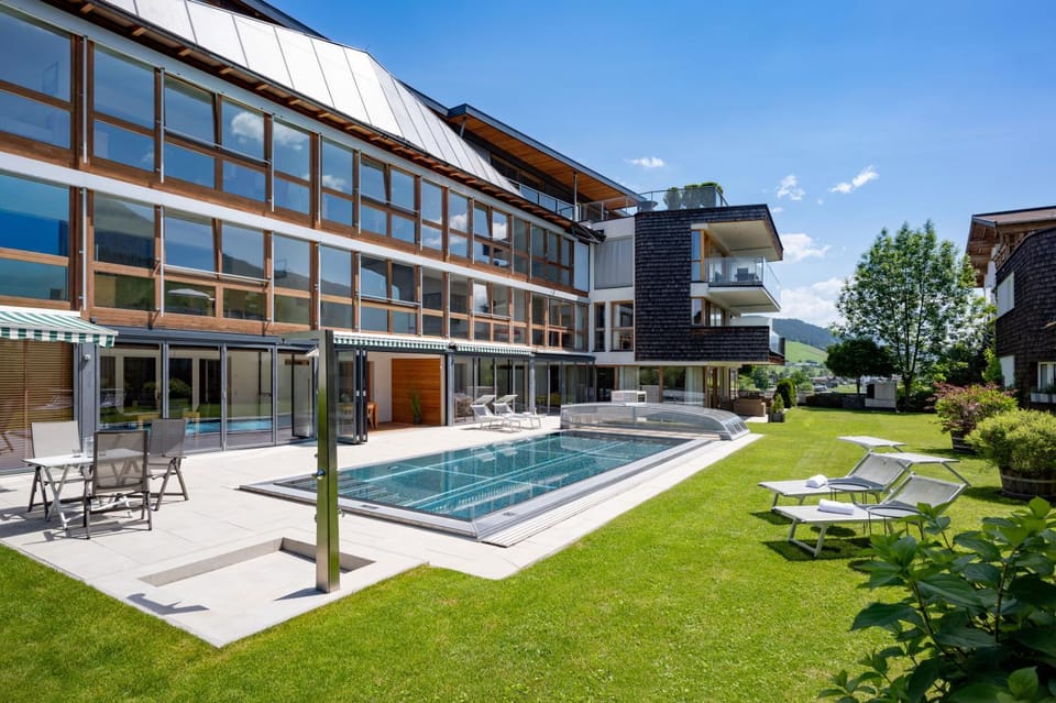 Property building, Swimming pool