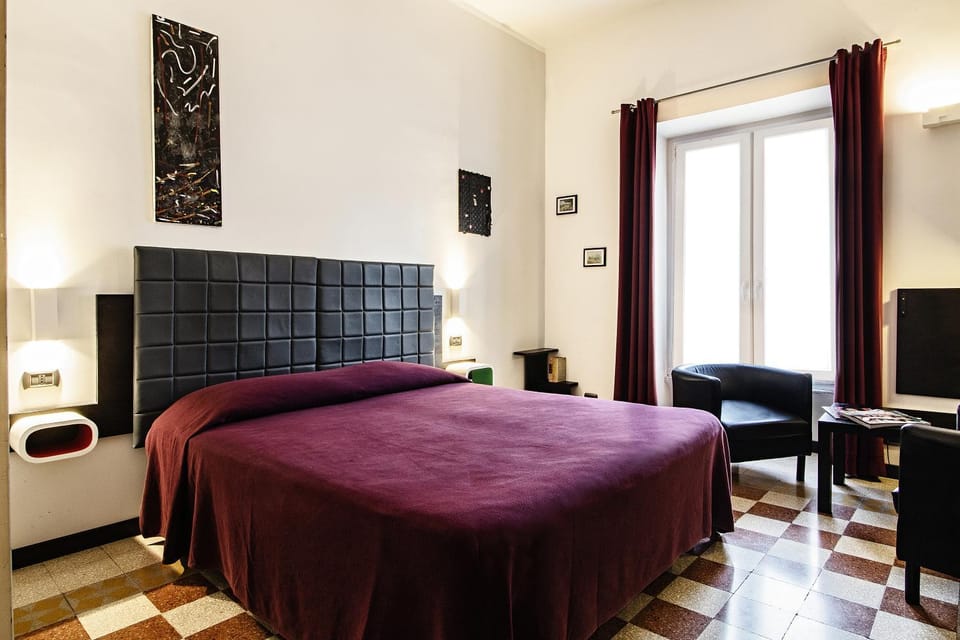 Bed, Photo of the whole room