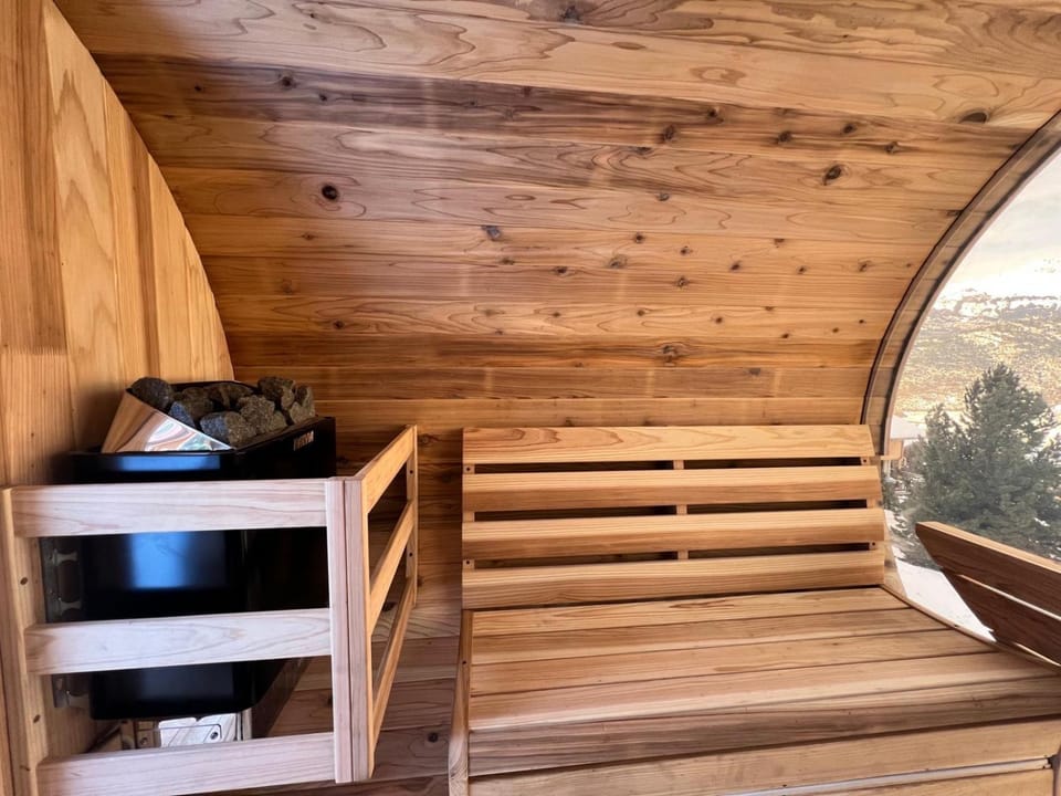 De Blockhut Bed and Breakfast in Canton of Valais