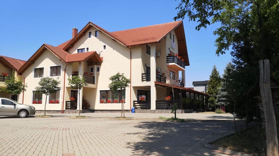 Property building, Parking