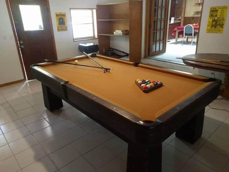 Billiard, Balcony/Terrace