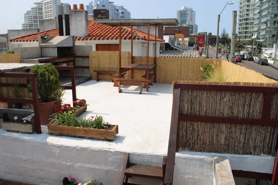 Patio, BBQ facilities, Balcony/Terrace