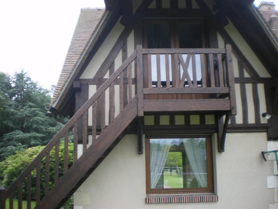 Property building, Balcony/Terrace