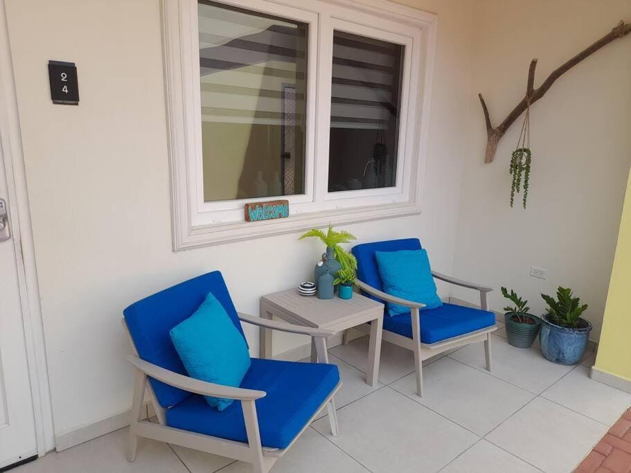 Patio, Seating area