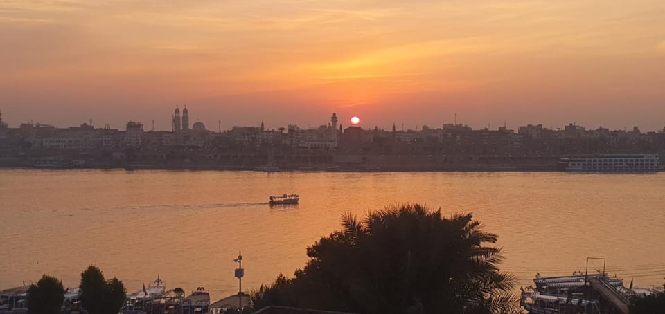 Nile Sunrise Flats And Rooms Apartment in Luxor