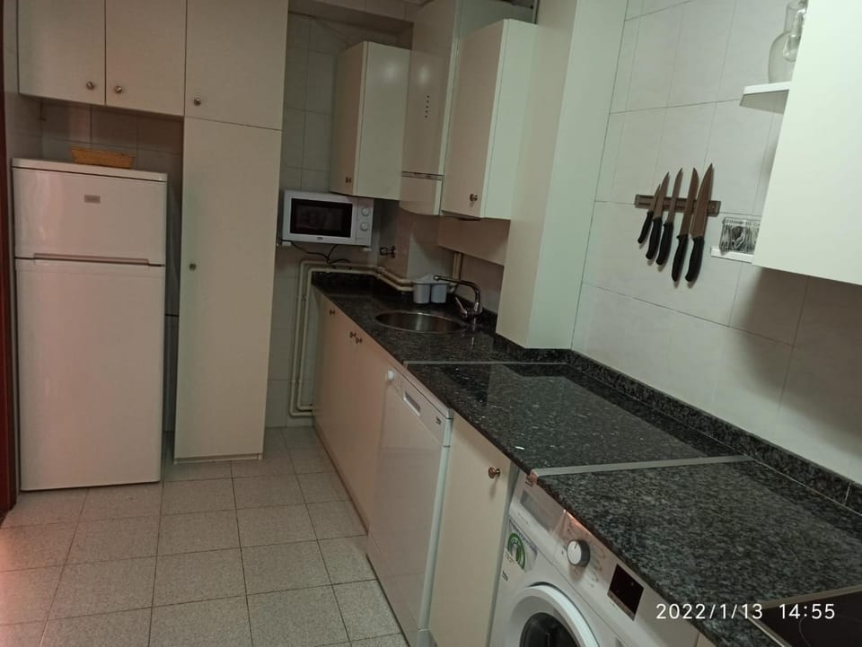 Coffee/tea facilities, Kitchen or kitchenette, kitchen, kitchen