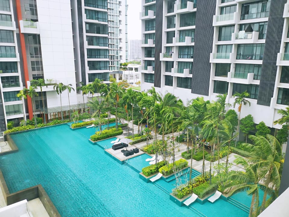Property building, Swimming pool