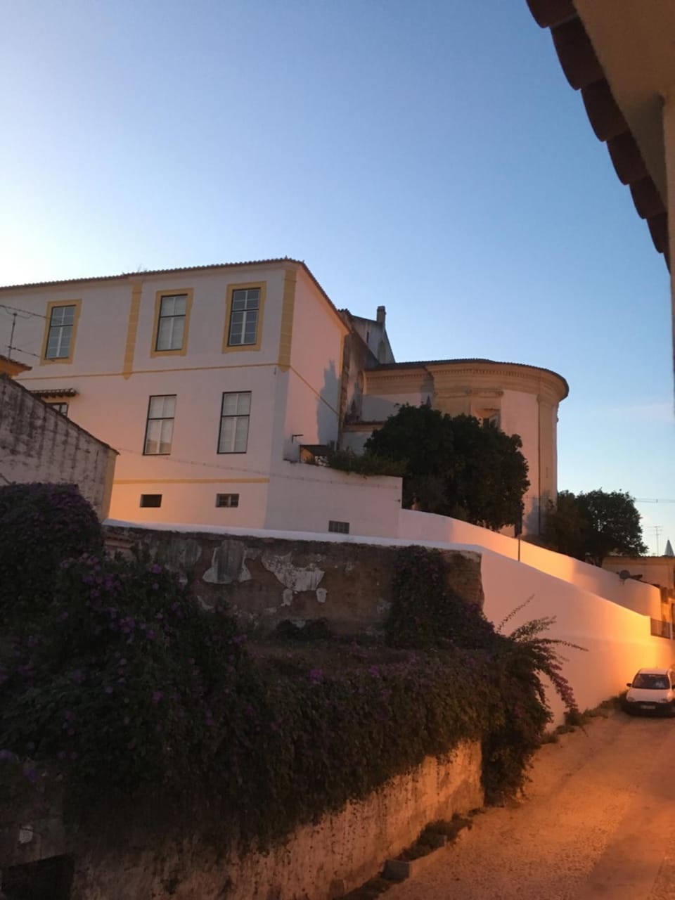 Property building, Parking