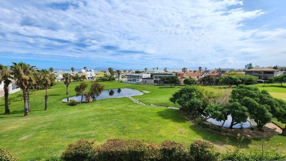 Greenways Strand Golf Beach C3 Apartment in Cape Town