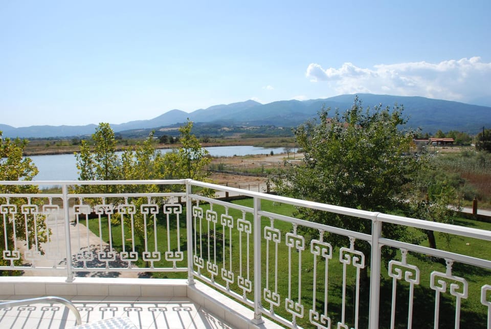Day, Balcony/Terrace, Mountain view