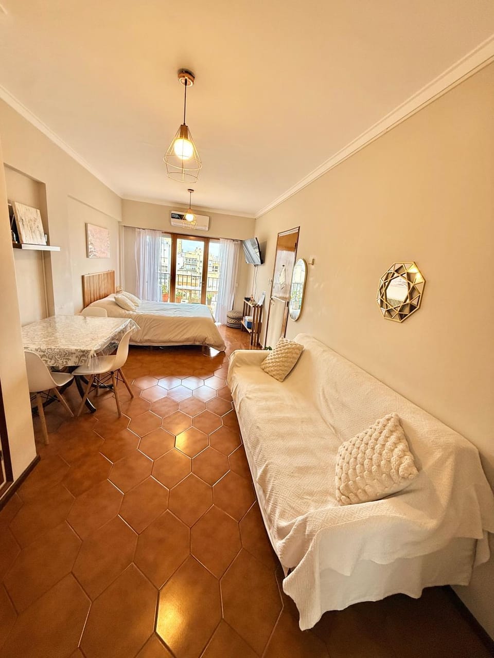 Photo of the whole room