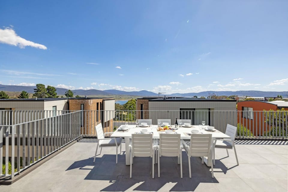 Balcony/Terrace, Dining area