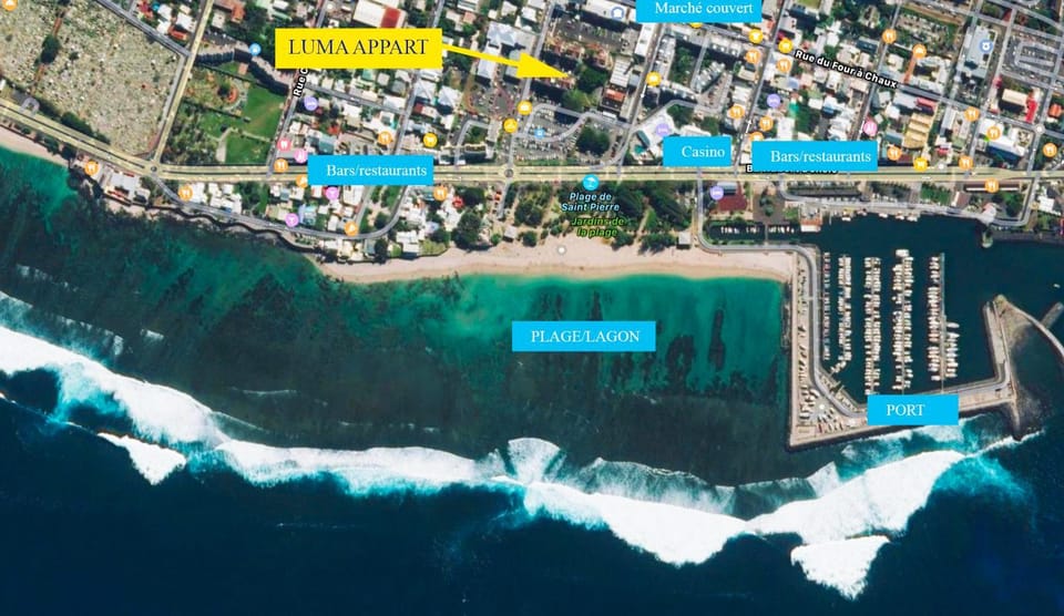 Nearby landmark, Restaurant/places to eat, Neighbourhood, Natural landscape, Beach, Supermarket/grocery shop, Shopping Area