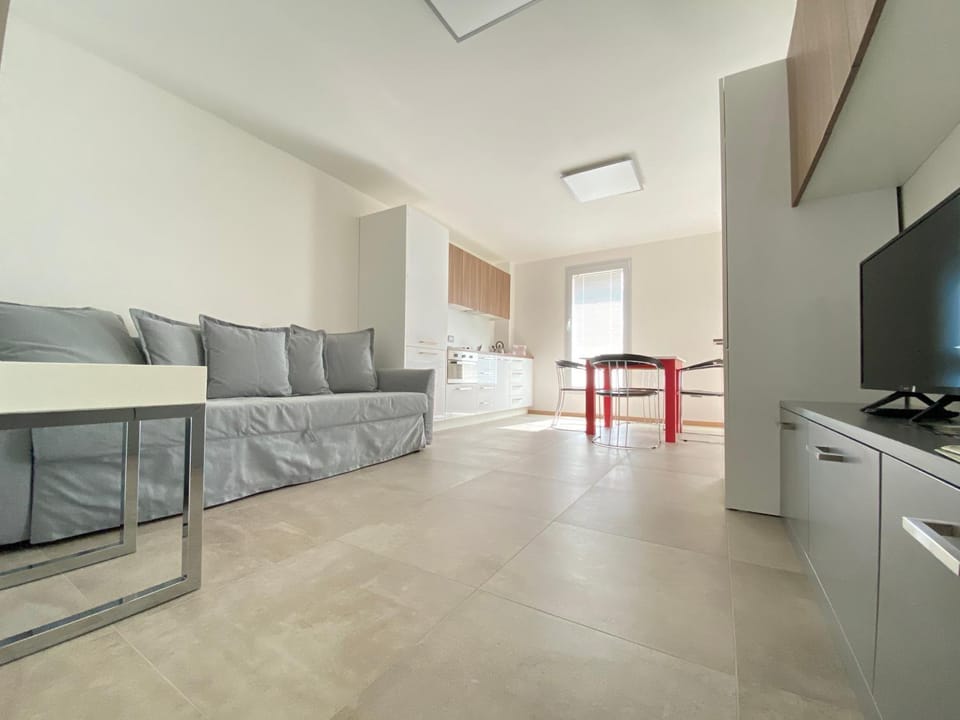 TV and multimedia, Living room, Dining area