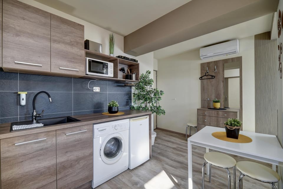 Familia Panzió & Apartmanház Győr Bed and Breakfast in Hungary