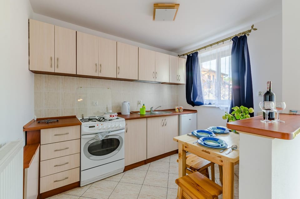 Kitchen or kitchenette, stove