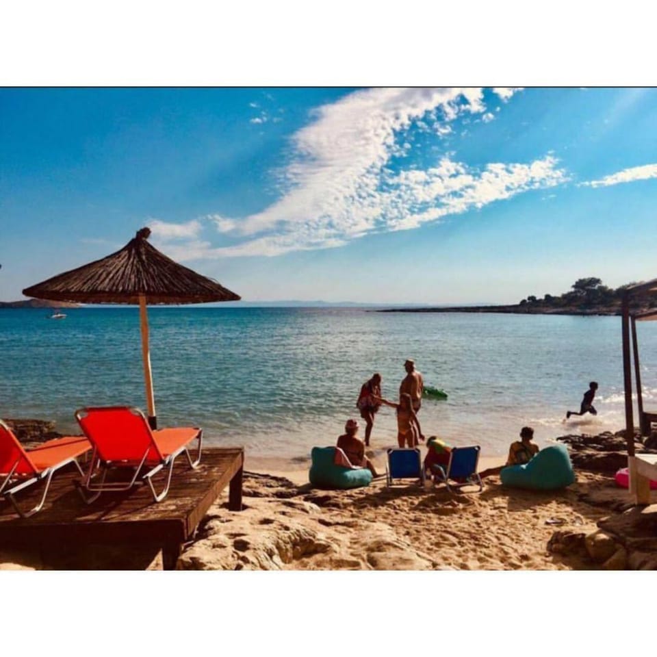 Property building, Summer, Beach