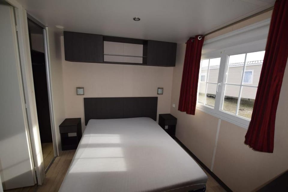 Parc du Charouzech Campground/ 
RV Resort in Auvergne-Rhône-Alpes