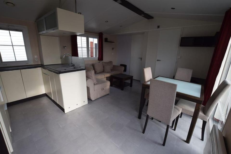 Parc du Charouzech Campground/ 
RV Resort in Auvergne-Rhône-Alpes