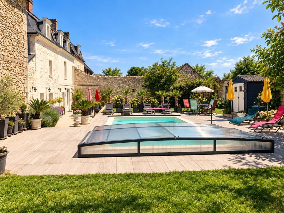 Spring, Day, Garden, Garden view, Pool view, Swimming pool, sunbed