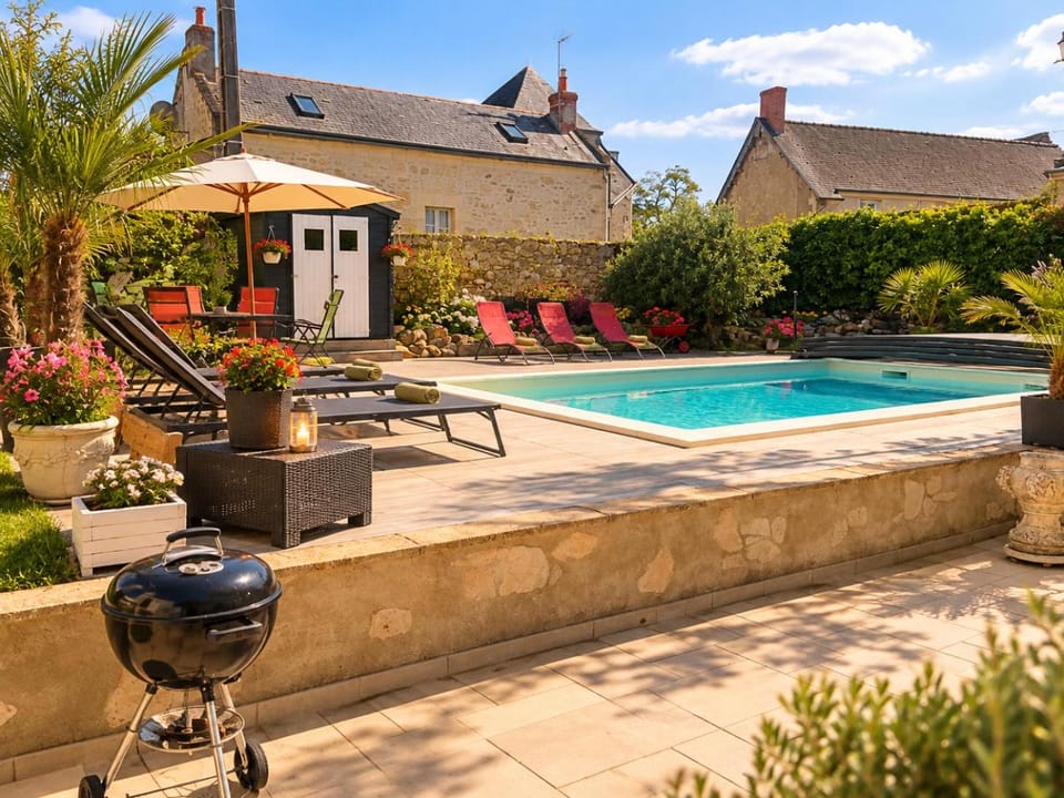 Patio, Day, Garden, Pool view, sunbed