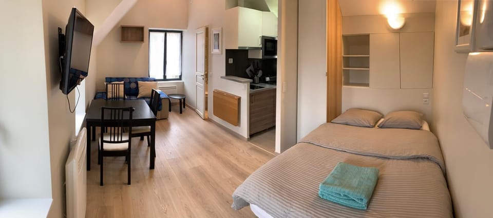 Jouy La longère, proche Hec, Versailles, parking privé gratuit Apartment in Île-de-France