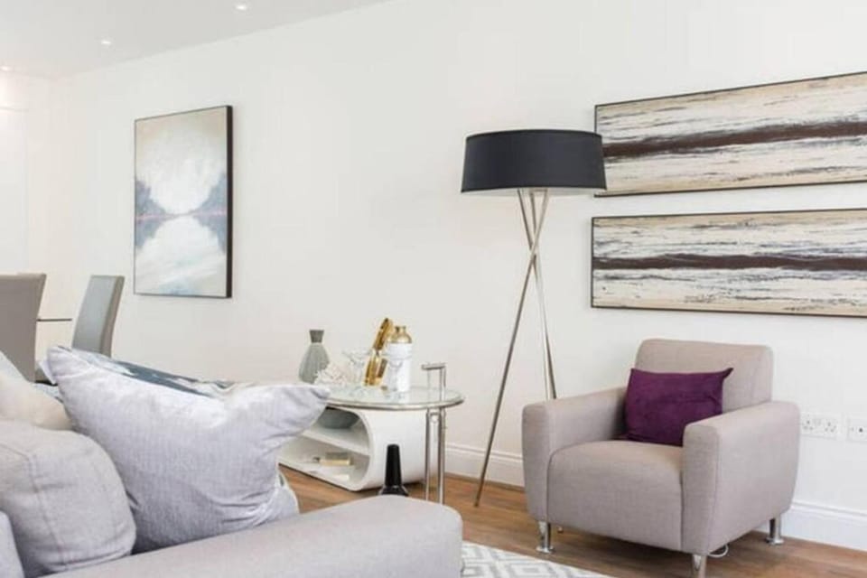 Large Three Bed Duplex Camden House in London Borough of Islington