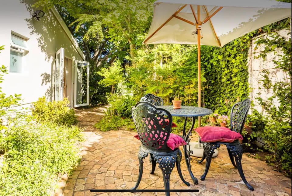 Patio, Garden view