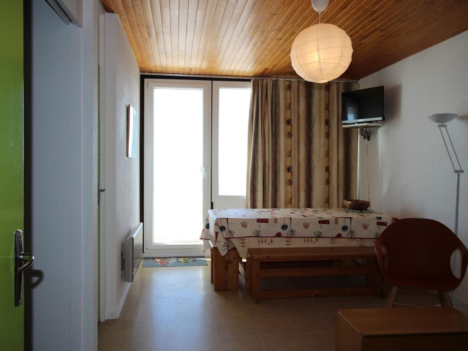 Appartement au pied des pistes, 38m² avec balcon - FR-1-340-54 Apartment in Provence