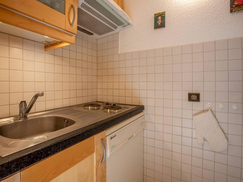 Studio divisible 27m², 4 lits simples, balcon, skis aux pieds, proche commerces, Laitelet, Méribel - FR-1-355-16 Apartment in Les Allues