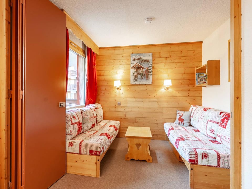 Studio ski-in/ski-out, balcon, divisible, Laitelet - FR-1-355-26 Apartment in Les Allues