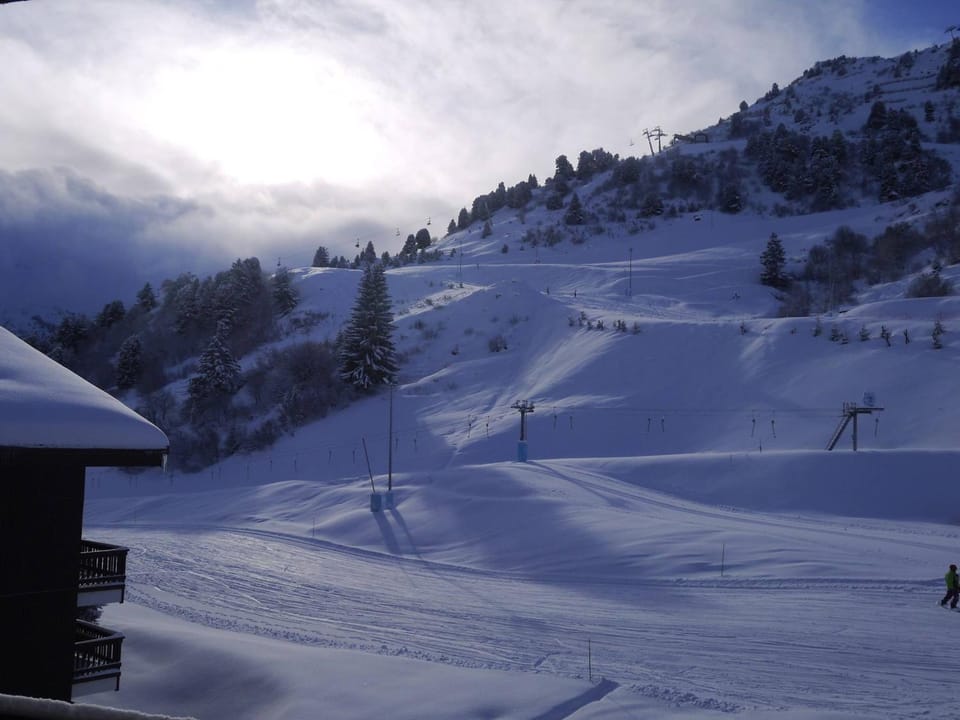 Charmant appartement à Méribel avec balcon et accès direct aux pistes Apartment in Les Allues