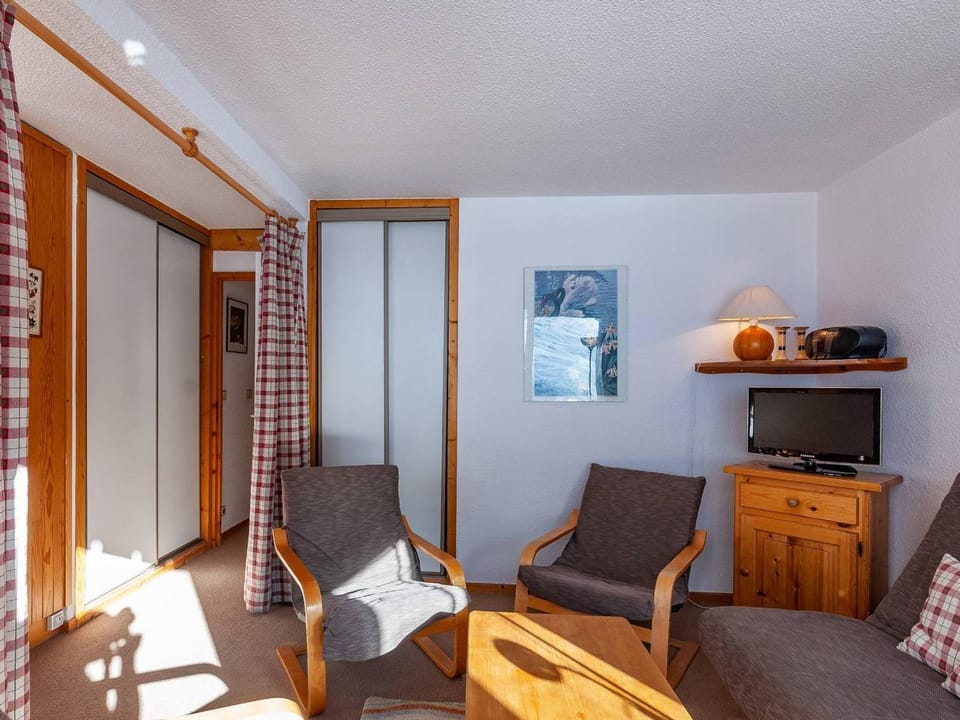Appartement 2 chambres avec balcon, proche pistes et ESF - Méribel Mottaret - FR-1-355-48 Apartment in Les Allues