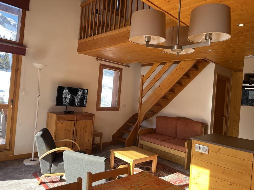 Appartement 3 étoiles à Méribel : 4 chambres, balcon, proche pistes - FR-1-355-49 Apartment in Les Allues