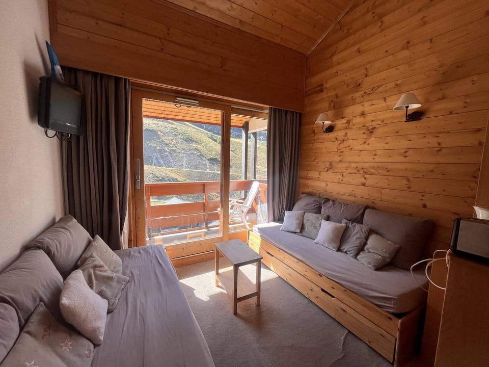 Appartement spacieux pour 6 pers à Méribel avec balcon et vue sur les pistes - FR-1-355-66 Apartment in Les Allues