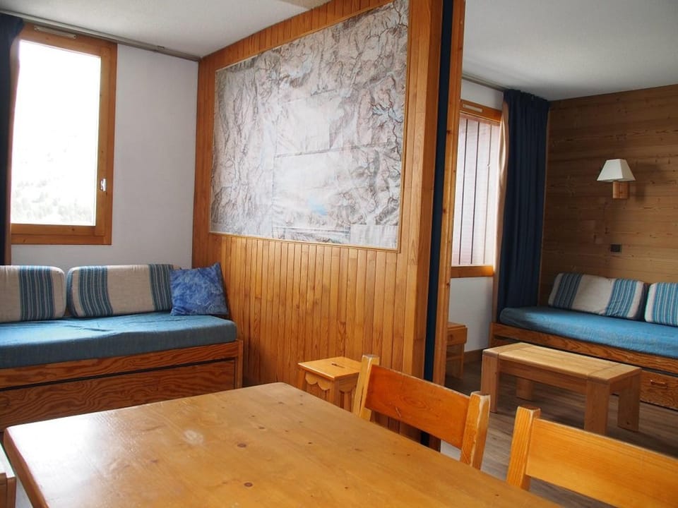 Appartement familial aux pieds des pistes à Méribel Mottaret - FR-1-355-103 Apartment in Les Allues