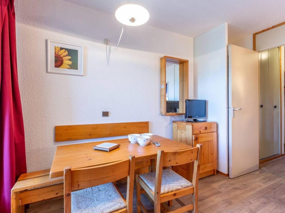 Studio 22m² 3 pers, animaux admis, ski-in/ski-out - FR-1-353-9 Apartment in Landry