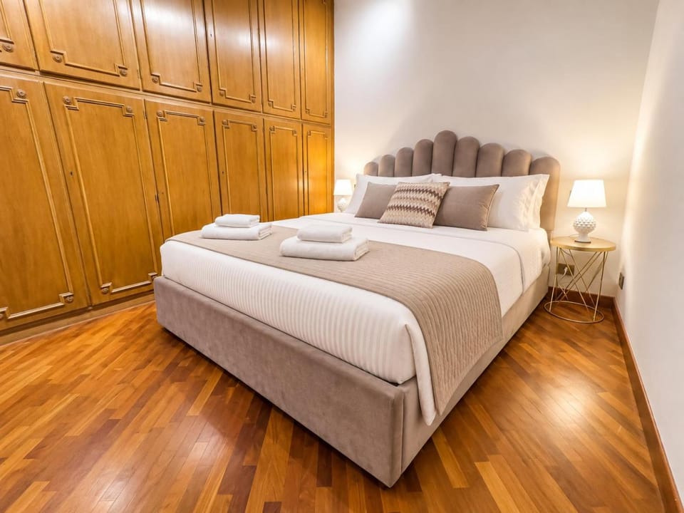 Bed, Photo of the whole room, Bedroom, wardrobe