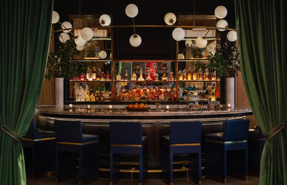 Lounge or bar