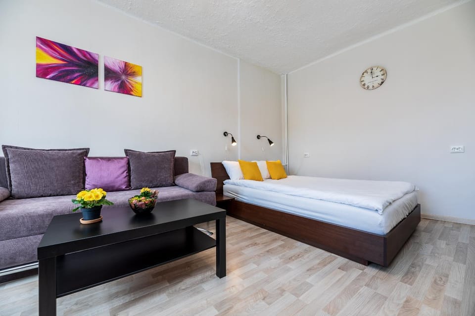 Living room, Bedroom