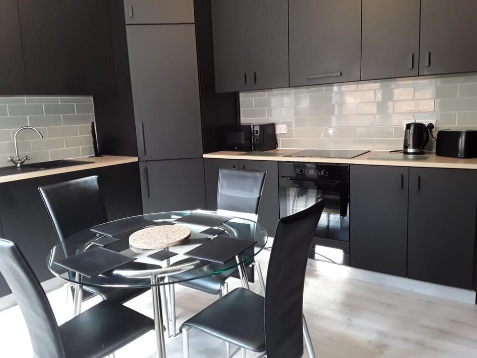 Dining area, Communal kitchen