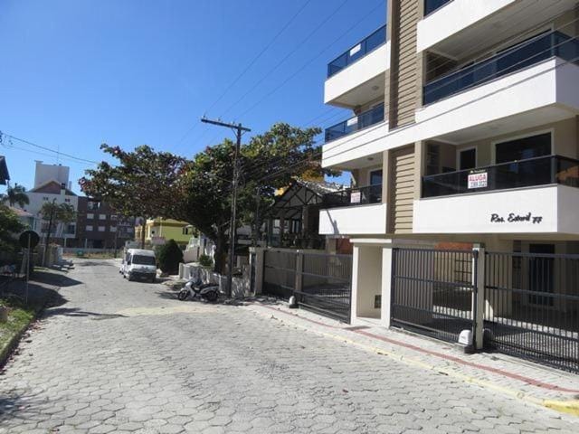 Property building, Street view