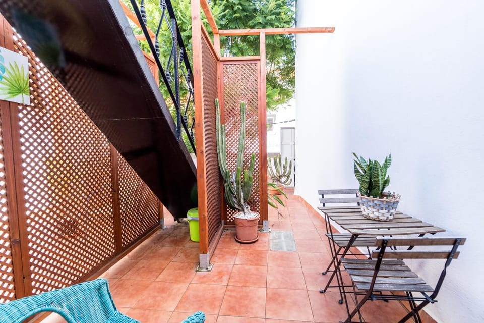 Patio, Balcony/Terrace