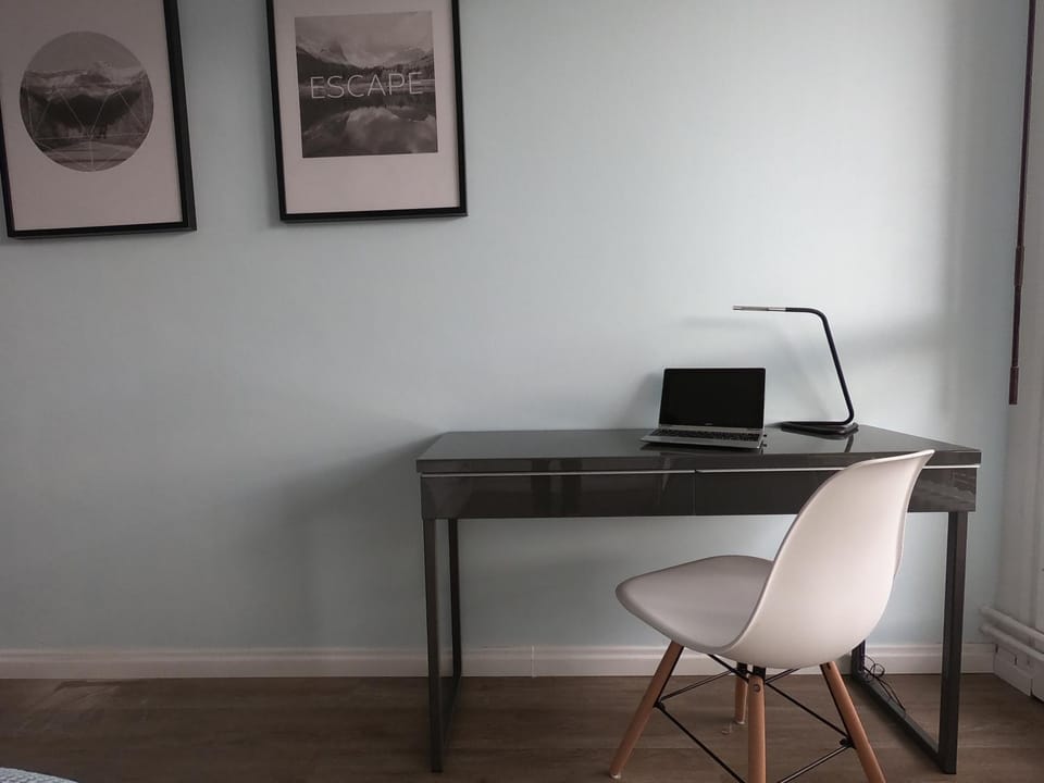Seating area, Bedroom