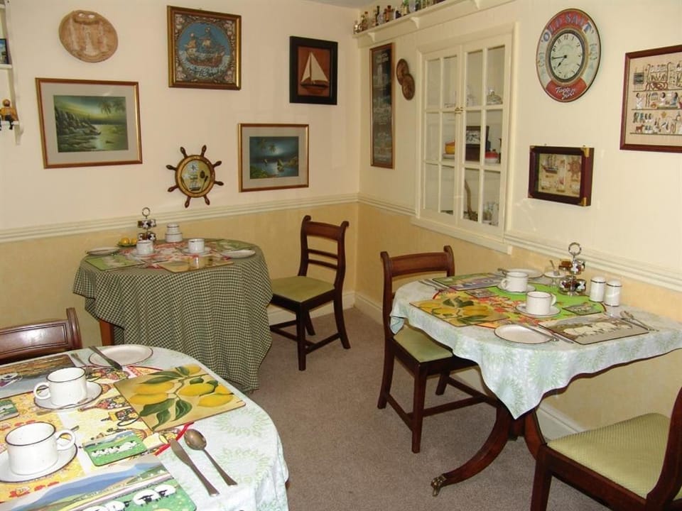 Restaurant/places to eat
