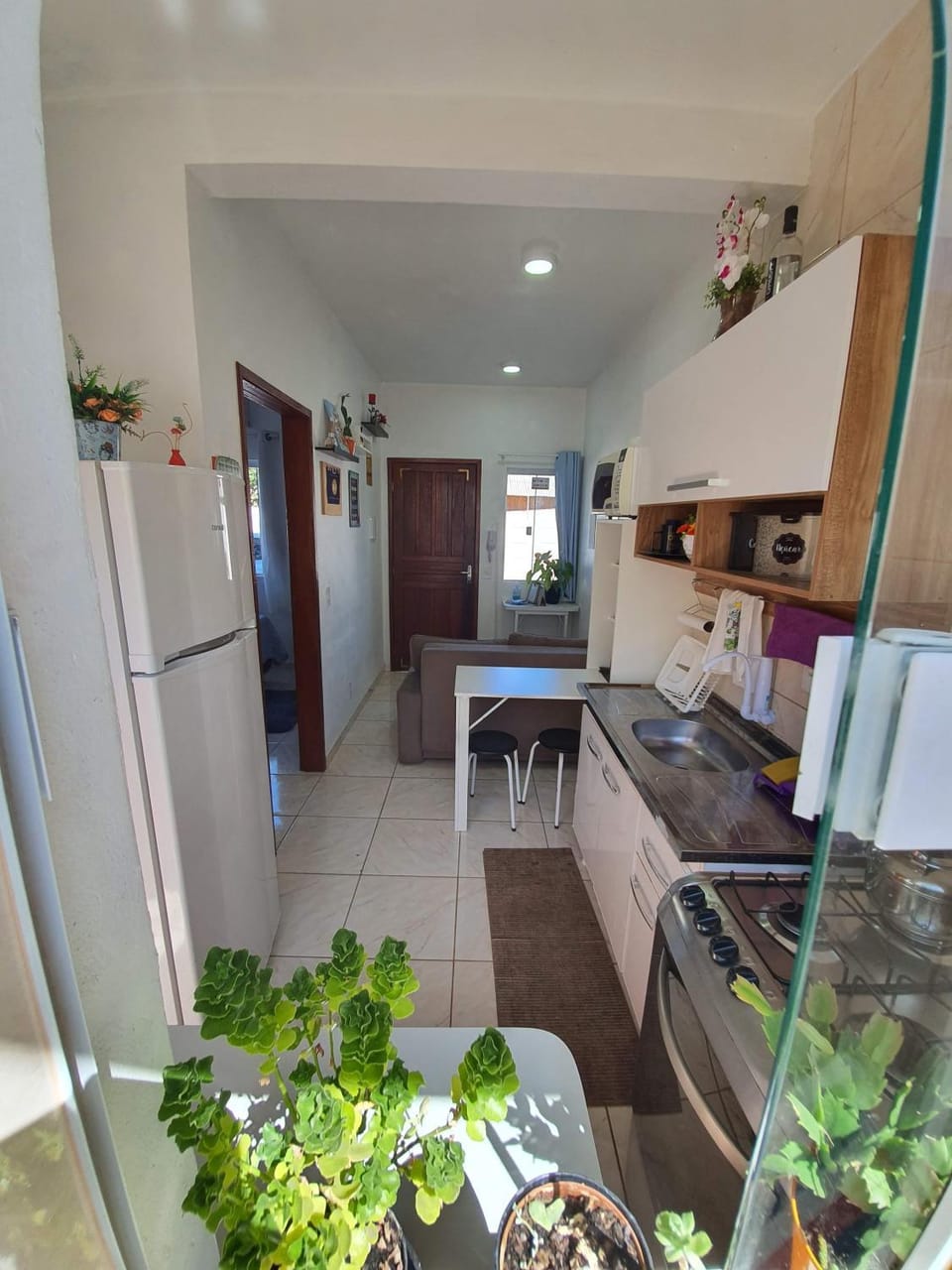 Kitchen or kitchenette, Decorative detail, Seating area, Dining area